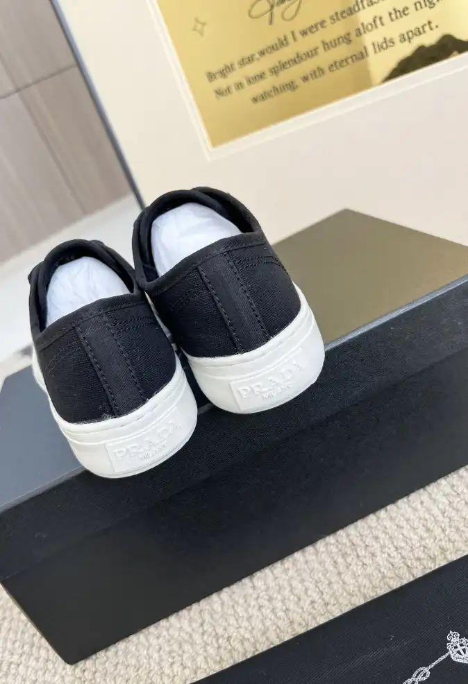 hype Prada Casual Shoes