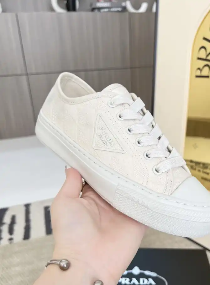 hype Prada Casual Shoes