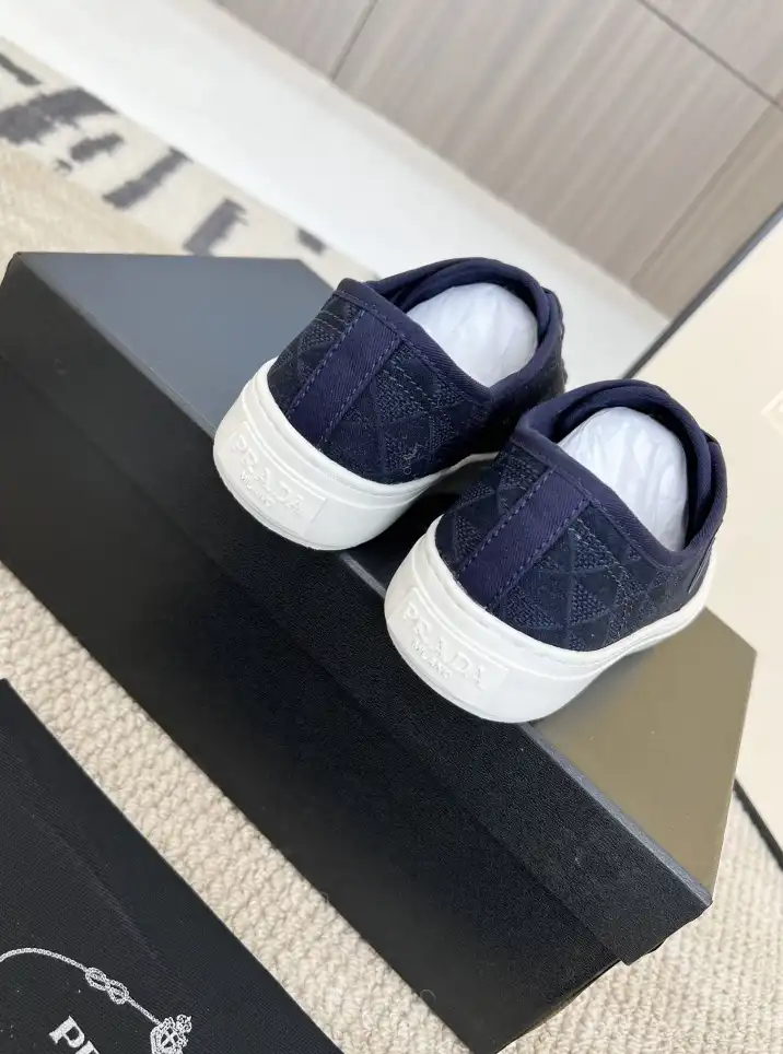 hype Prada Casual Shoes