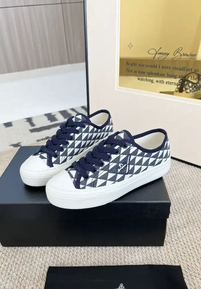 hype Prada Casual Shoes