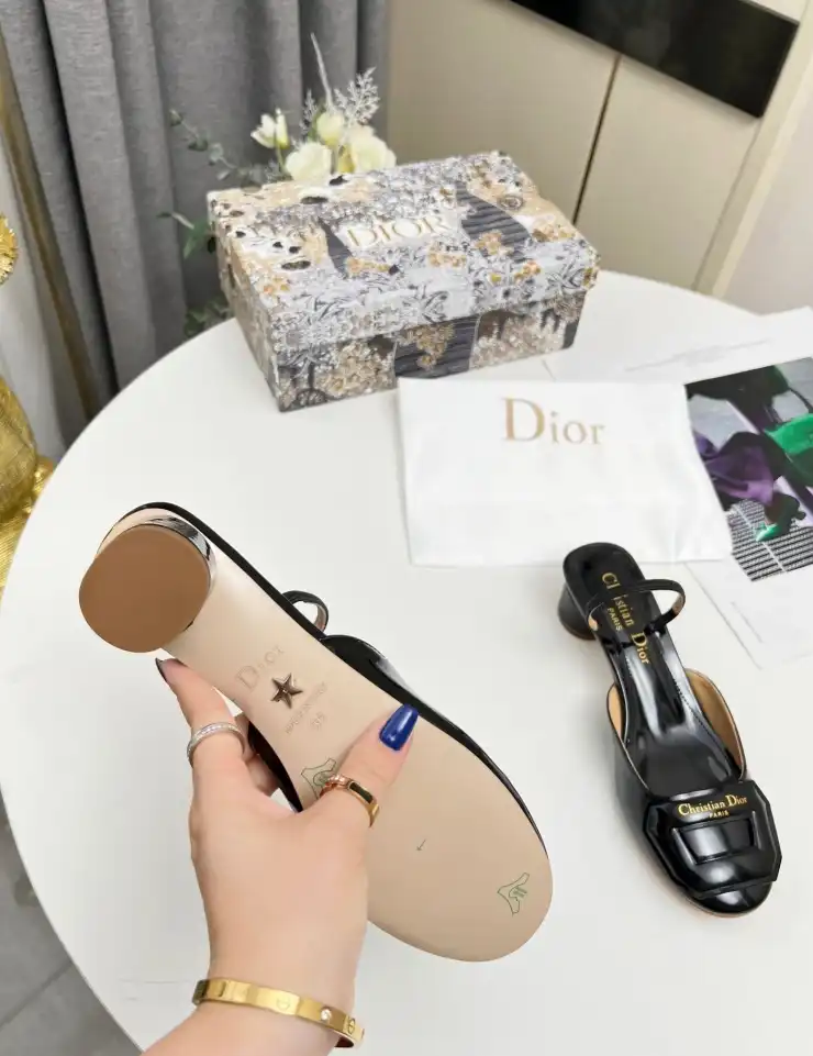 hype Christian Dior Sandals