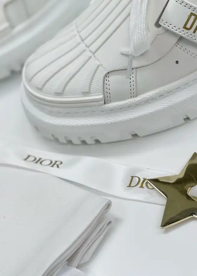 hype Christian Dior Sneakers