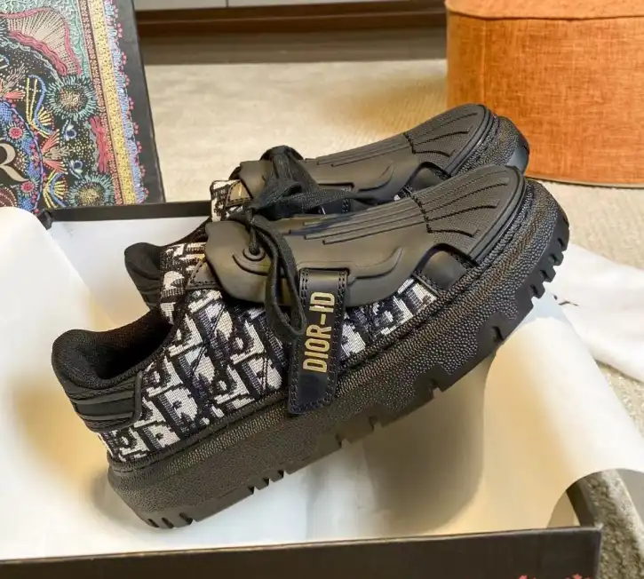 hype Christian Dior Sneakers