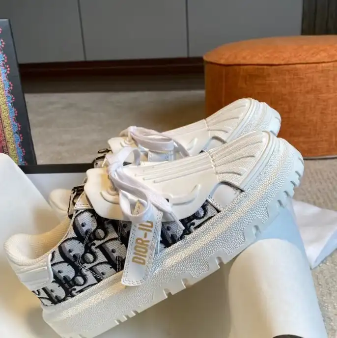 hype Christian Dior Sneakers