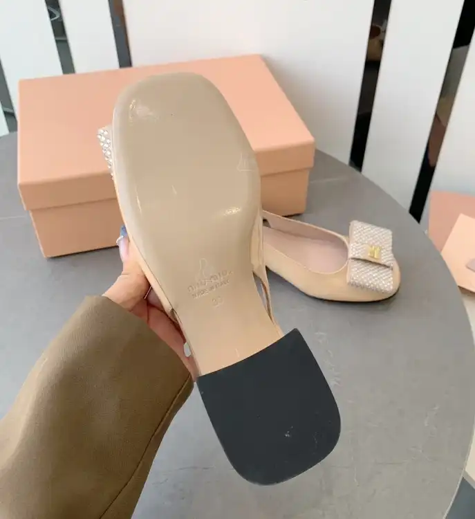 hype Miu Miu Sandals