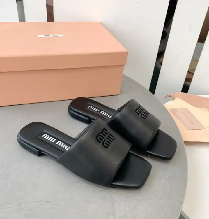 hype Miu Miu Slippers