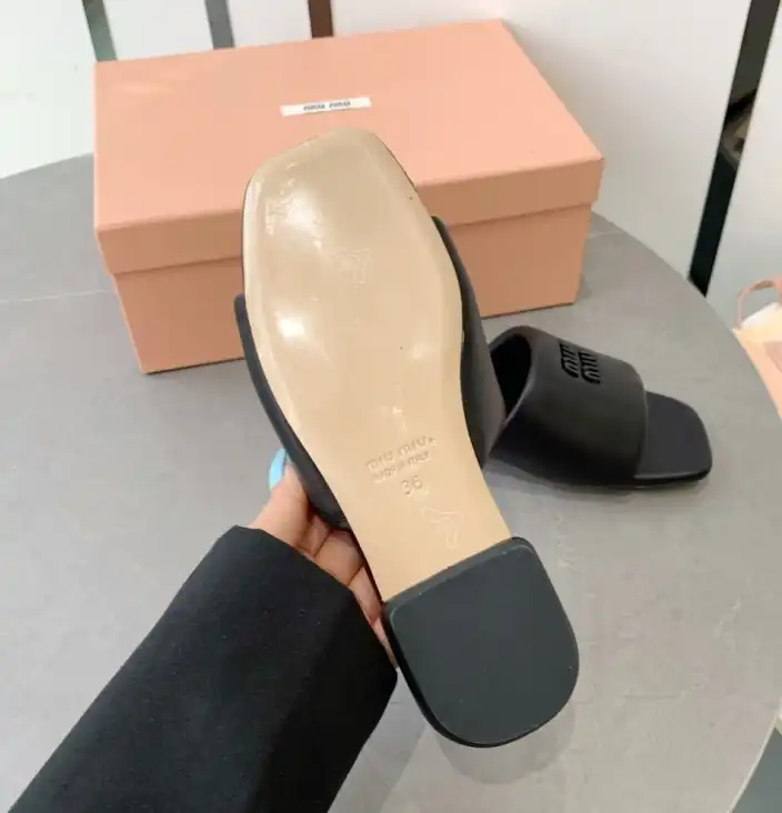 hype Miu Miu Slippers