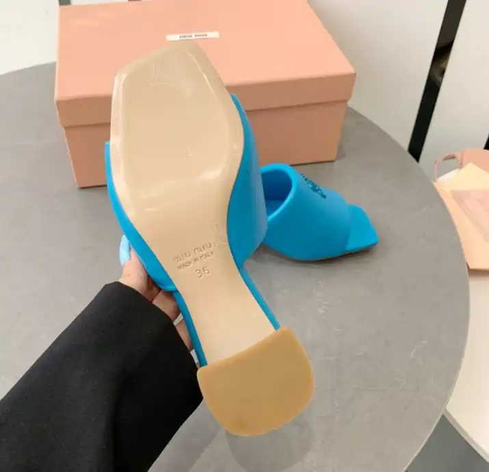 hype Miu Miu Slippers