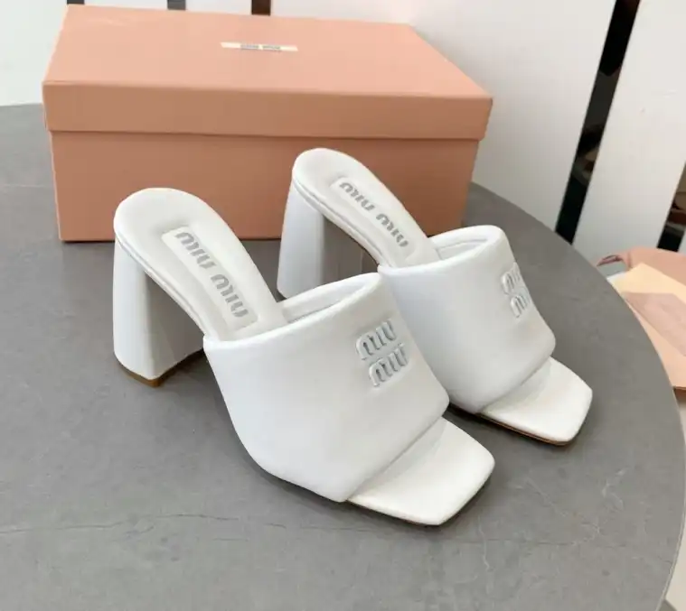 hype Miu Miu Slippers