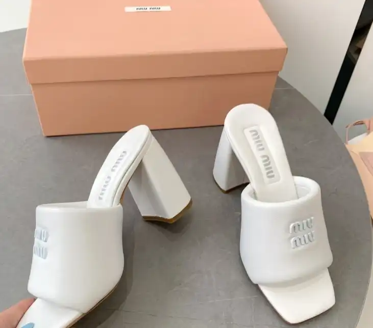 hype Miu Miu Slippers