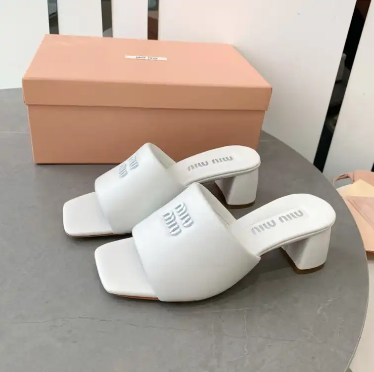 hype Miu Miu Slippers