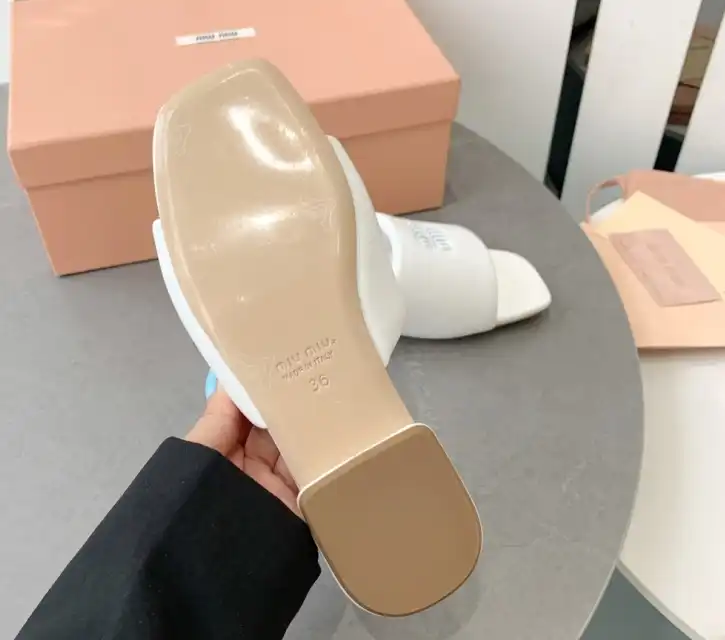 hype Miu Miu Slippers