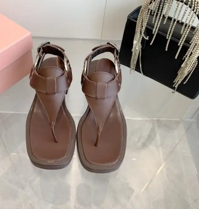 hype Miu Miu Sandals