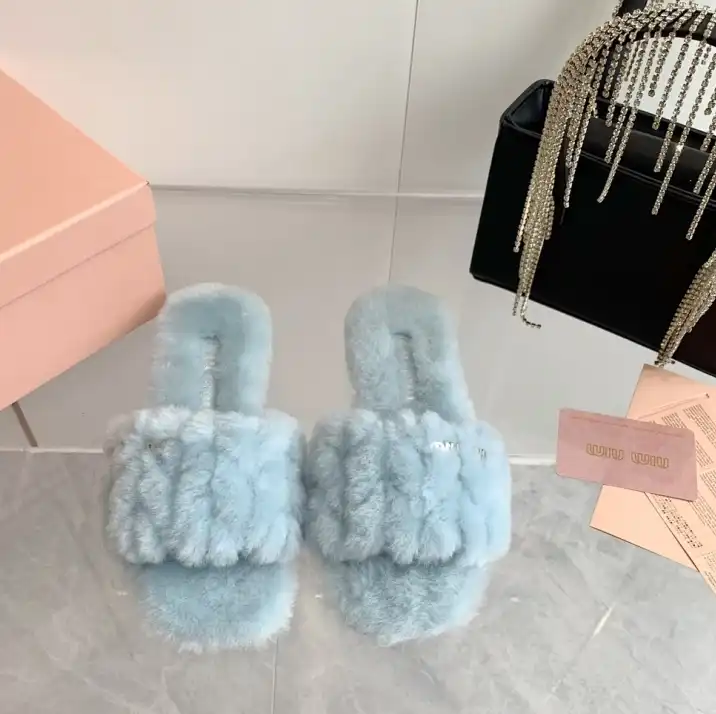 hype Miu Miu Slippers