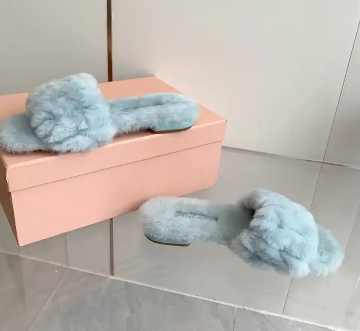 hype Miu Miu Slippers