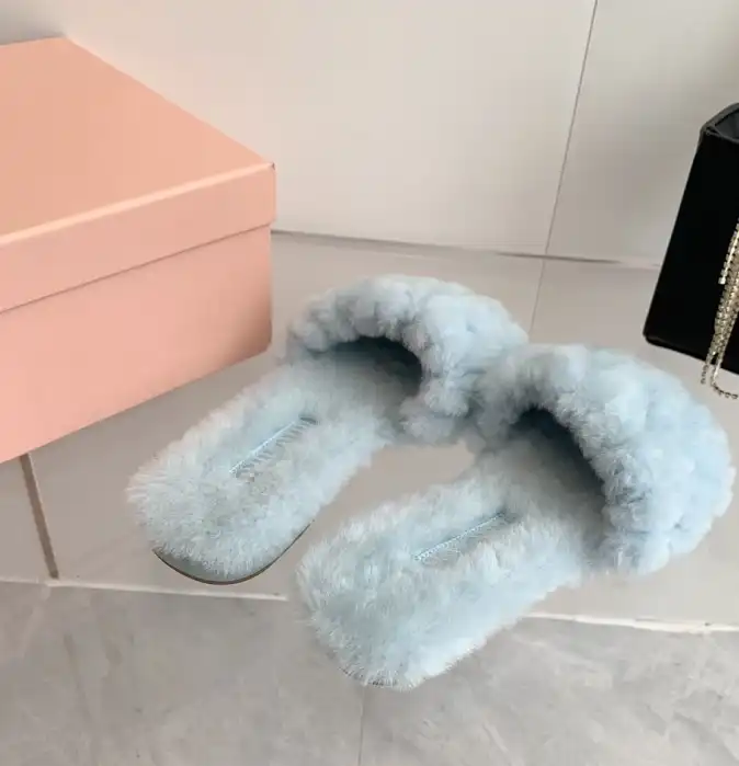 hype Miu Miu Slippers