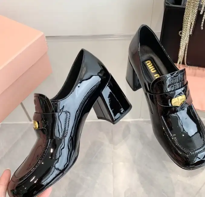 hype Miu Miu Leather Shoes