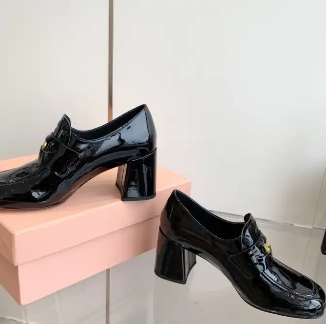 hype Miu Miu Leather Shoes