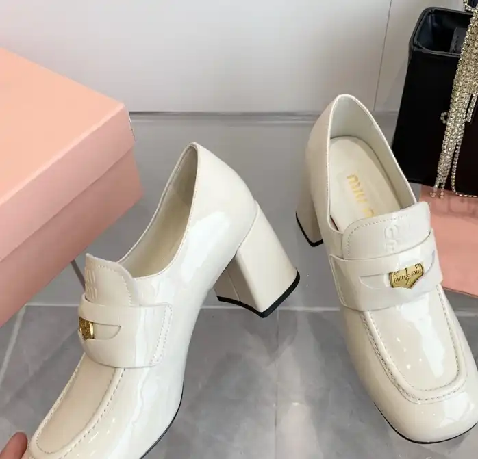 hype Miu Miu Leather Shoes