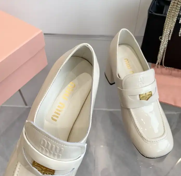 hype Miu Miu Leather Shoes