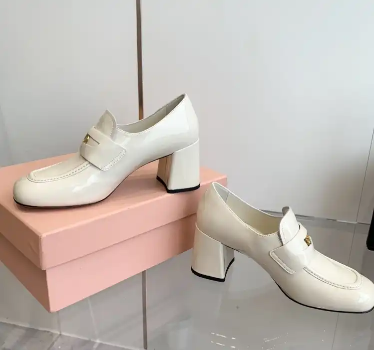 hype Miu Miu Leather Shoes