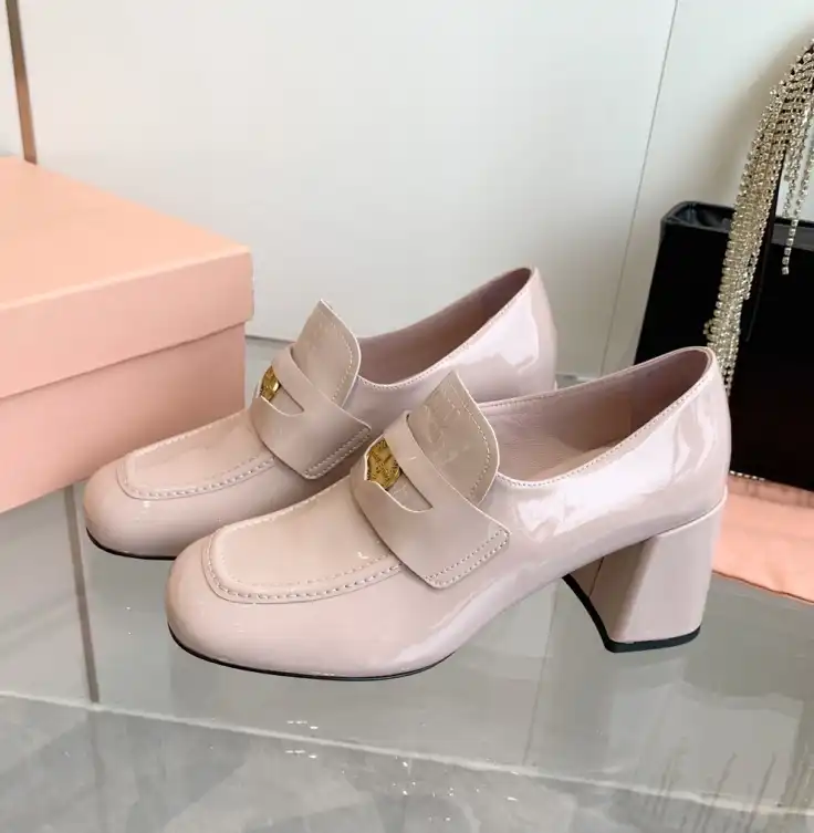 hype Miu Miu Leather Shoes