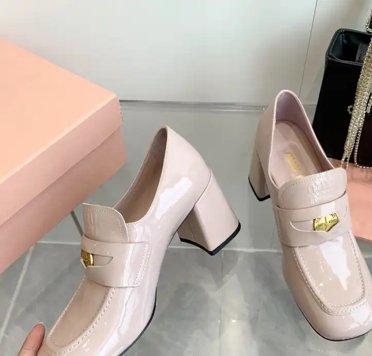 hype Miu Miu Leather Shoes