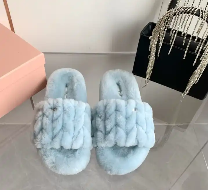 hype Miu Miu Slippers