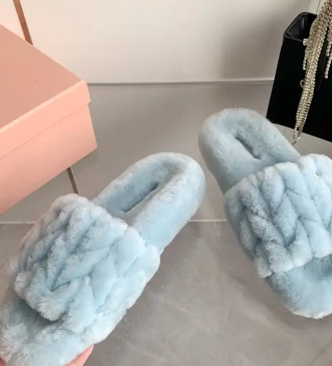 hype Miu Miu Slippers