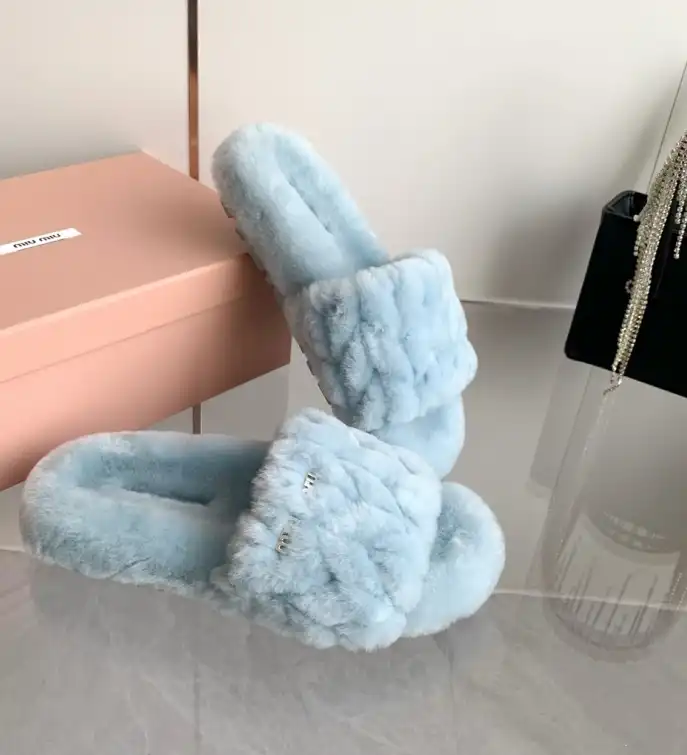 hype Miu Miu Slippers