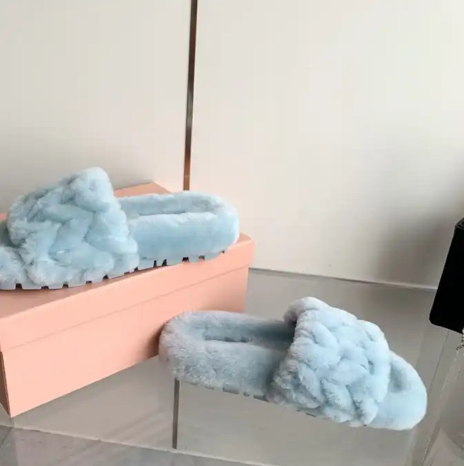 hype Miu Miu Slippers