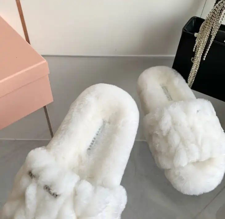 hype Miu Miu Slippers