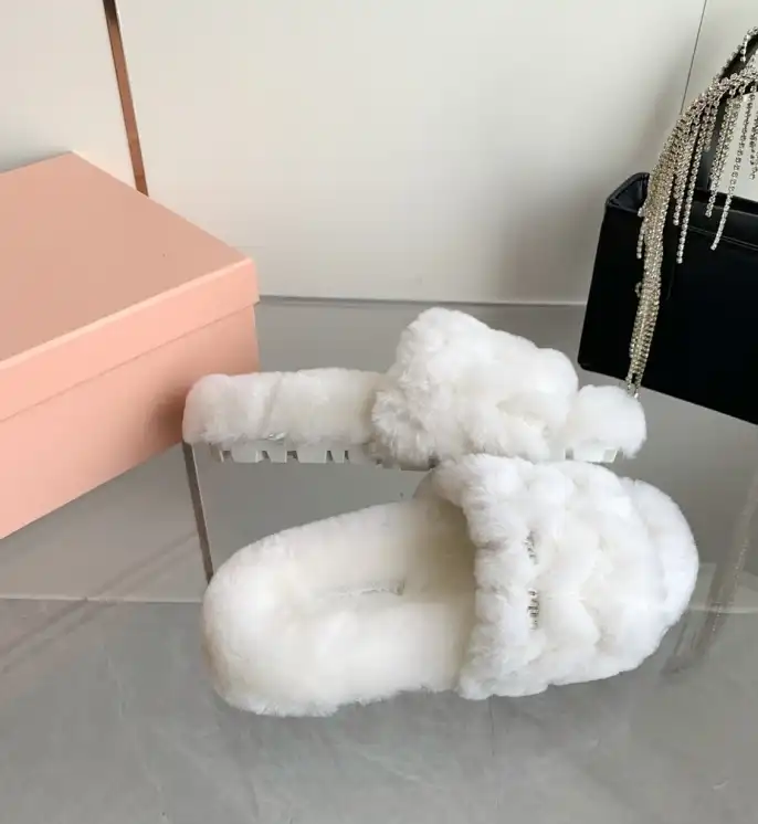 hype Miu Miu Slippers