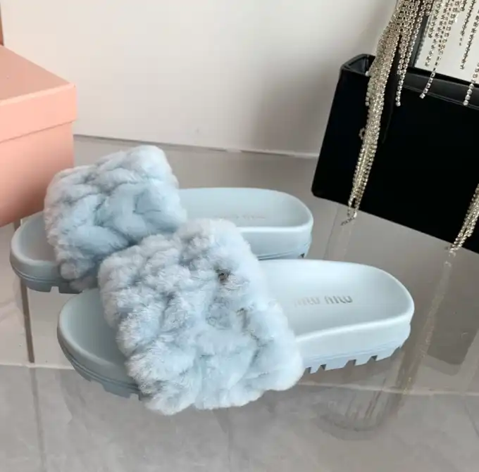 hype Miu Miu Slippers