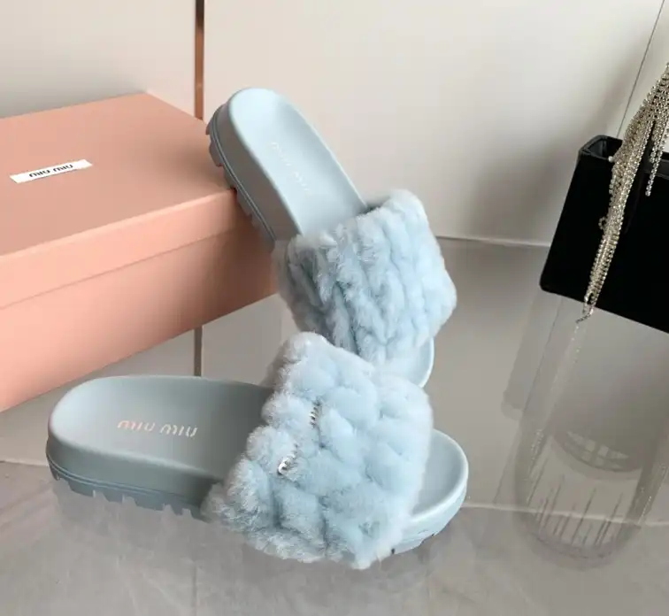 hype Miu Miu Slippers