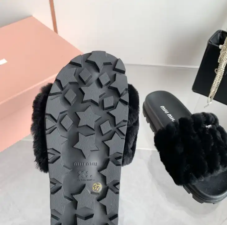 hype Miu Miu Slippers