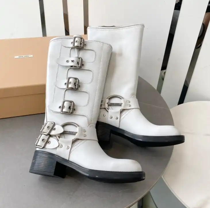 hype Miu Miu Boots