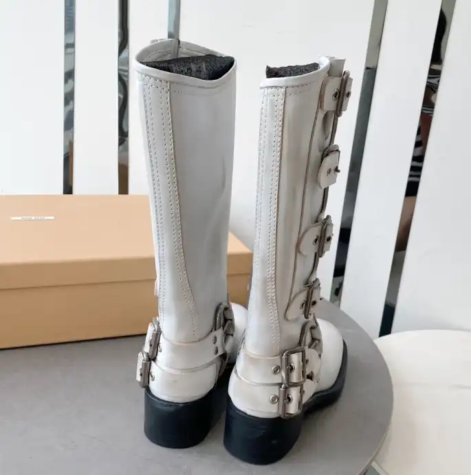 hype Miu Miu Boots