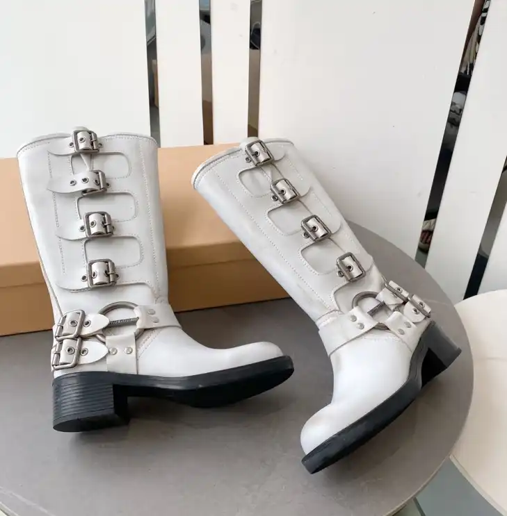 hype Miu Miu Boots