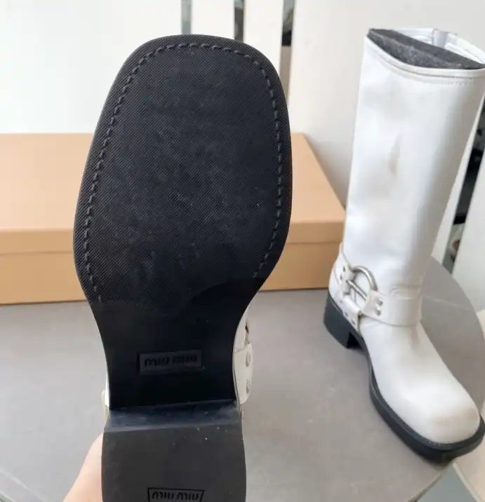 hype Miu Miu Boots