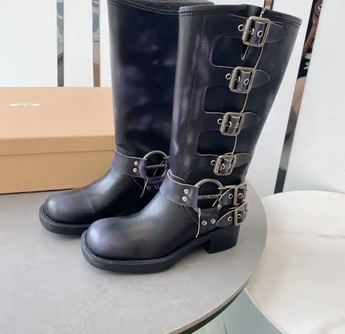 hype Miu Miu Boots