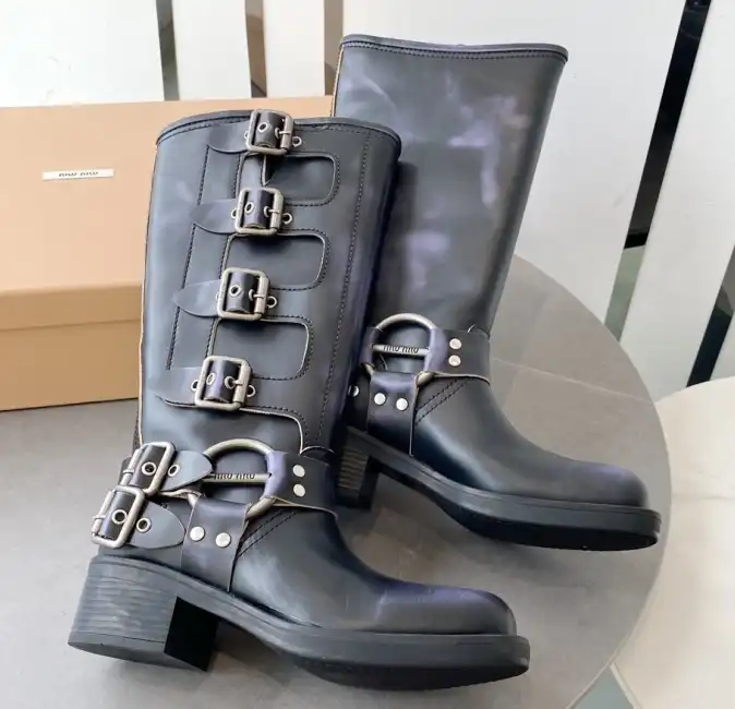 hype Miu Miu Boots