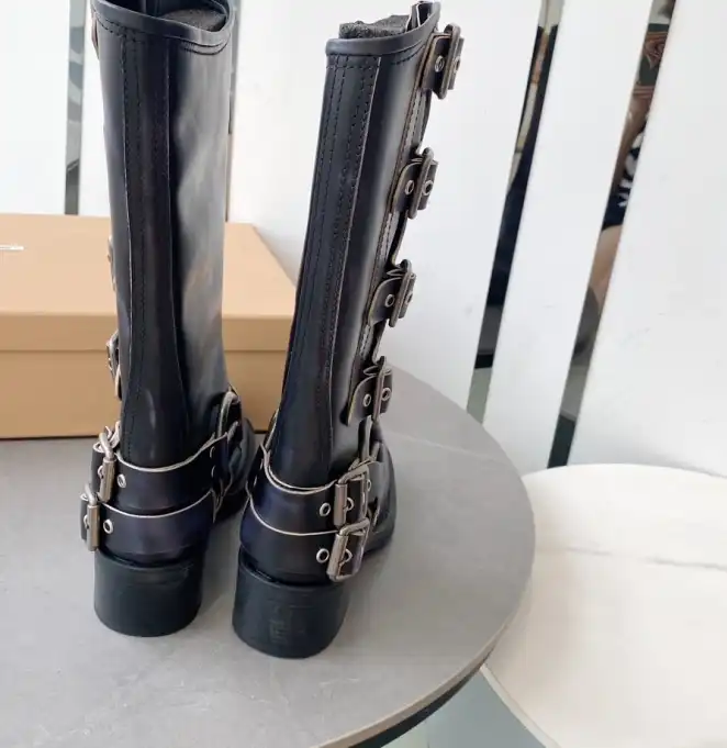 hype Miu Miu Boots