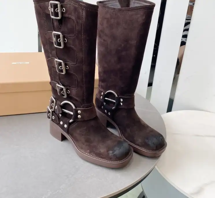 hype Miu Miu Boots