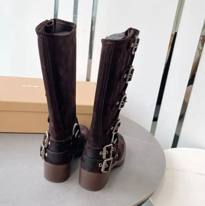 hype Miu Miu Boots