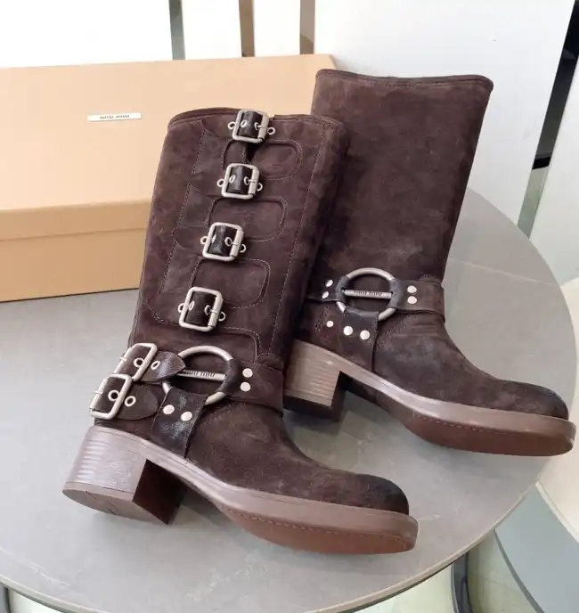 hype Miu Miu Boots