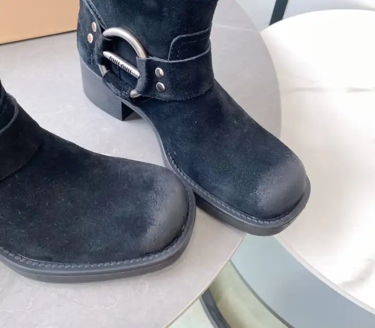 hype Miu Miu Boots