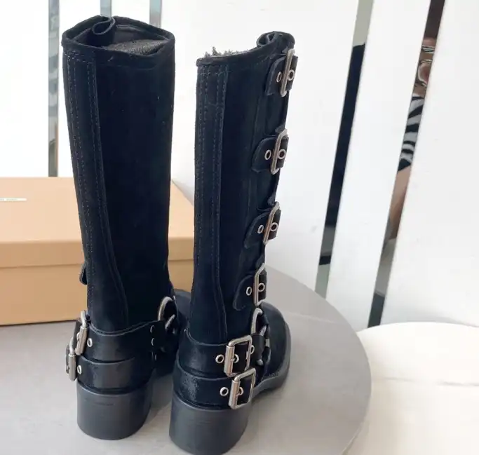 hype Miu Miu Boots