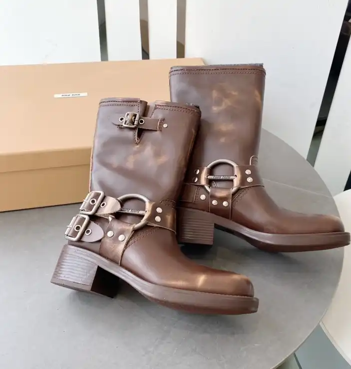 hype Miu Miu Boots