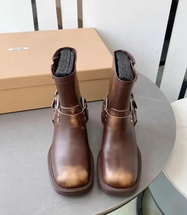 hype Miu Miu Boots